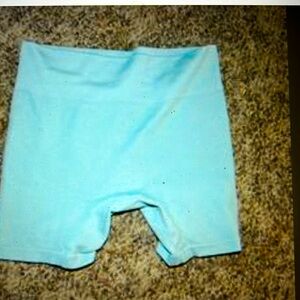 Junior/Women Size X-Small - Green Bike Shorts by Wild Fable